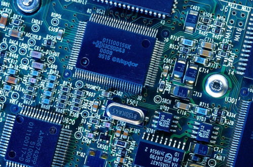 電子信息工程 電子科學(xué)與技術(shù) 通信工程 光電信息科學(xué),怎么選