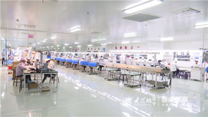 戰(zhàn)疫 濟寧在行動丨濟寧高新區(qū)海富電子穩(wěn)妥復(fù)工 生產(chǎn)線馬力十足